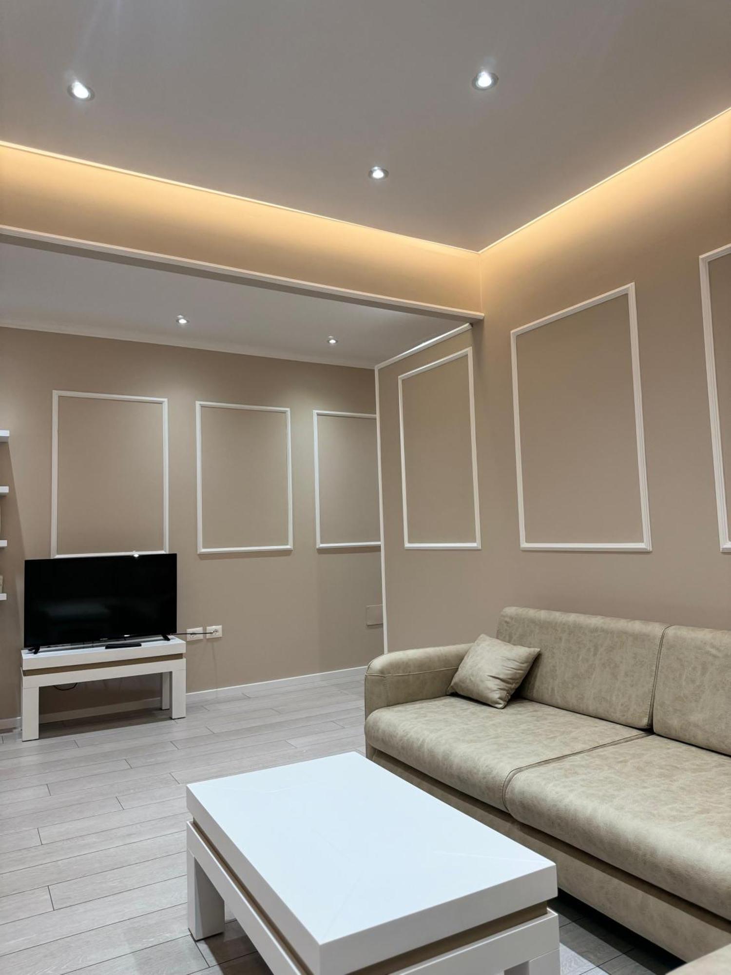 Sun Tower Luxury Suite-View From Of Tirana Center Exterior photo